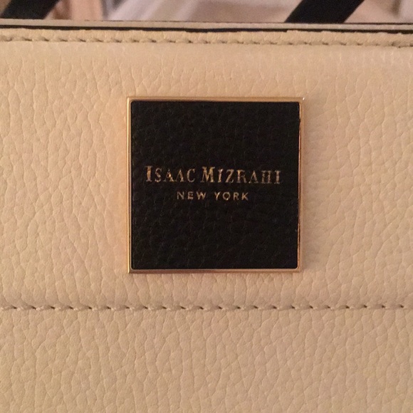 Black and white Isaac Mizrahi purse - Picture 2 of 3
